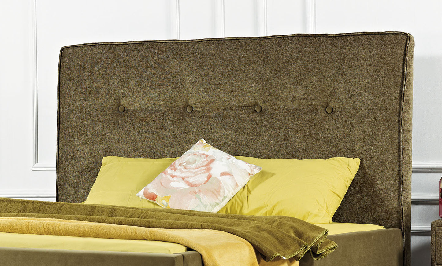 Naples Luxury Divan Style Electric Adjustable Bed(2040)