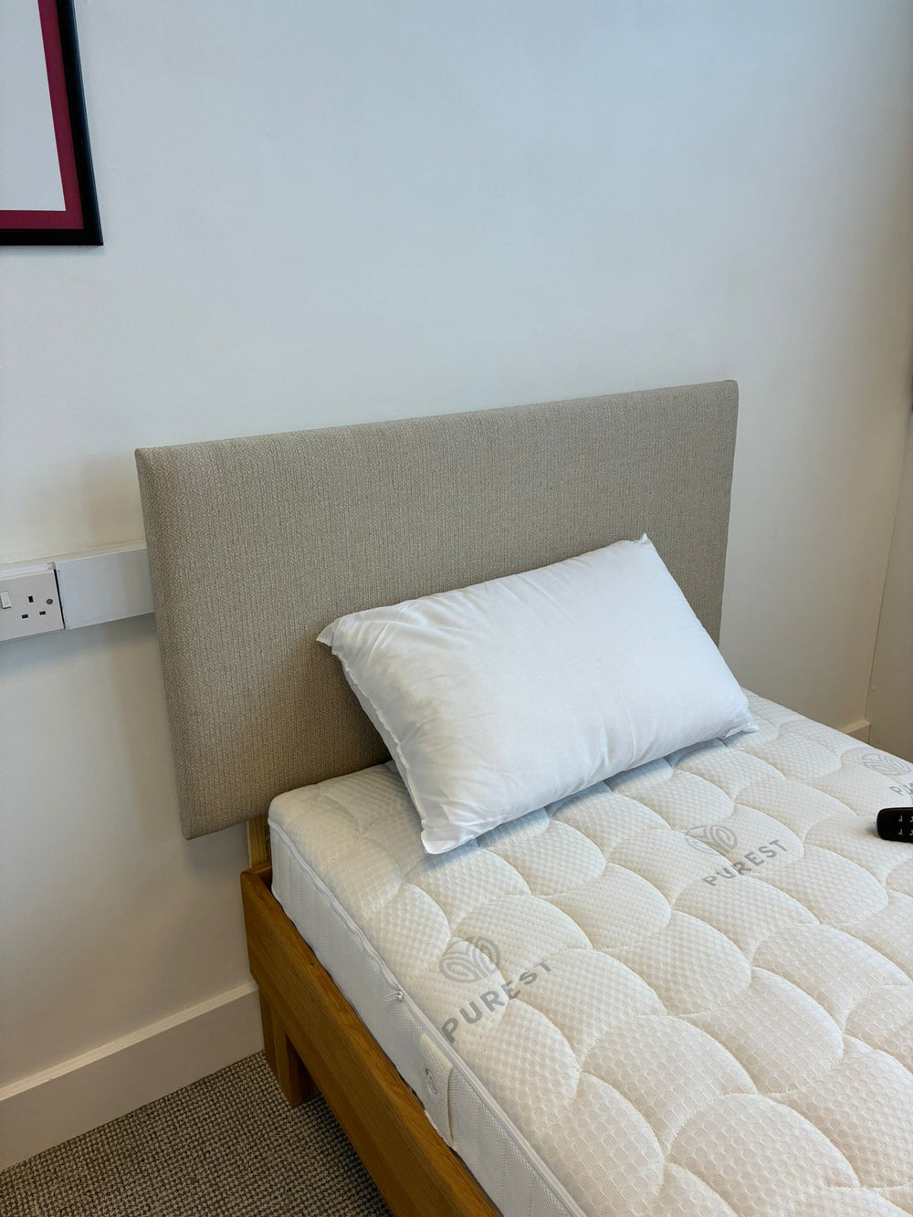 4ft Luxury Divan Style Bed(Cream).